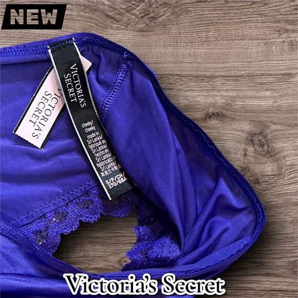 New NWT Victoria’s Secret Cheeky Panty – Vibrant Purple – Size Small - Picture 2 of 3